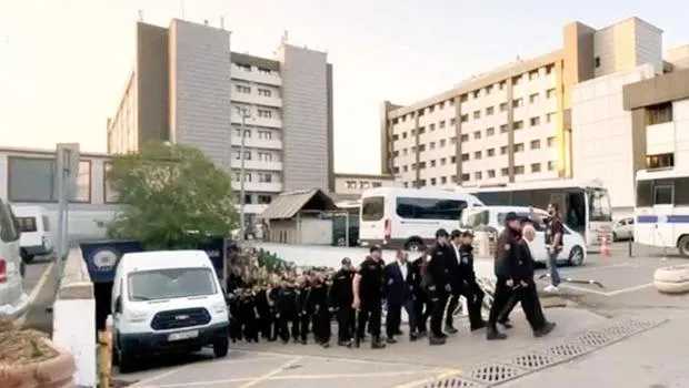 5’inci dalgada 22 tutuklama