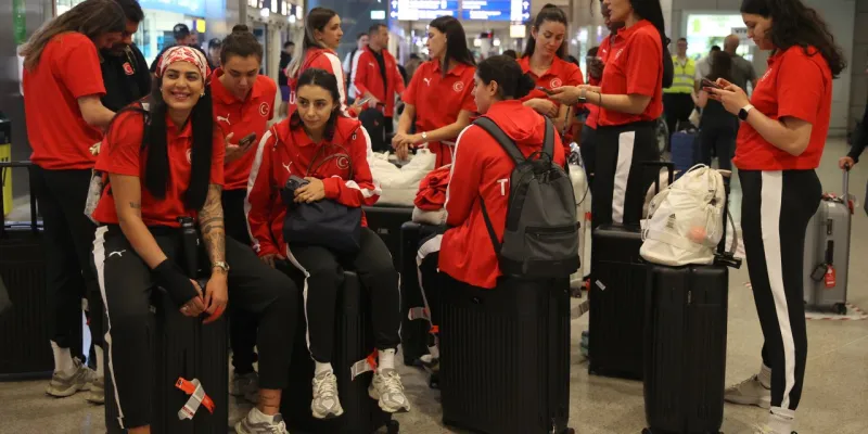 Potanın Perileri Atina'da! Avrupa Şampiyonası Heyecanı Başlıyor