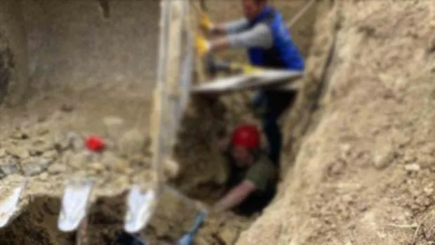 Hatay'da Altyapı Faciası: Göçükte 2 İşçi Can Verdi!
