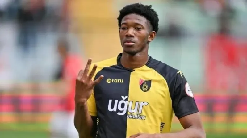 Beşiktaş Diarra transferini bitiriyor!
