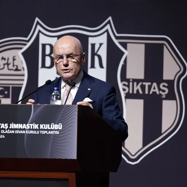 Beşiktaş'ta Şok İstifa! Borç Dağı Aşıldı Mı? İşte Divan'dan Notlar
