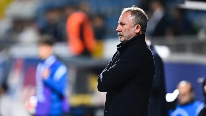 Sergen Yalçın'dan Derbi Zaferi İçin Şok Plan! Beşiktaş Kamp'ta!