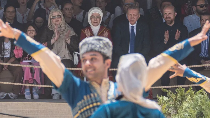 Erdoğan'dan Etnospor Festivali'ne Sürpriz Ziyaret!