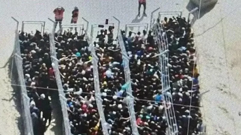 Dünyayı sarsan görüntüler: Yardım için gittiler canlarından oldular!