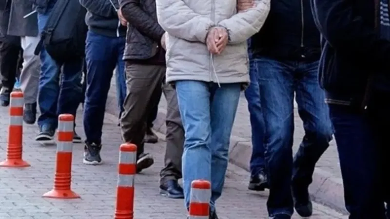 Edirne ve Kırklareli'nde göçmen operasyonu! Yasa dışı yollarla yurda girmişlerdi yakalandılar