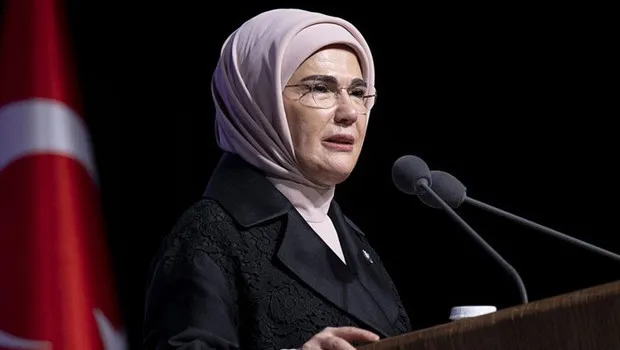 Emine Erdoğan'dan 10 Kasım Sürprizi! Atatürk'e Duygu Dolu Mesaj