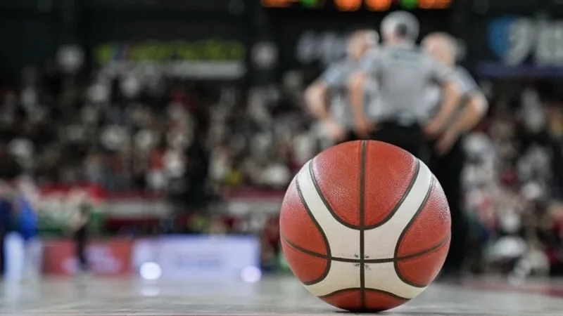 Fenerbahçe-Beşiktaş Derbisi: Tribünlerde Sürpriz Karar!