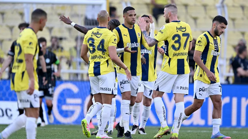 Fenerbahçe sezonu galibiyetle noktaladı