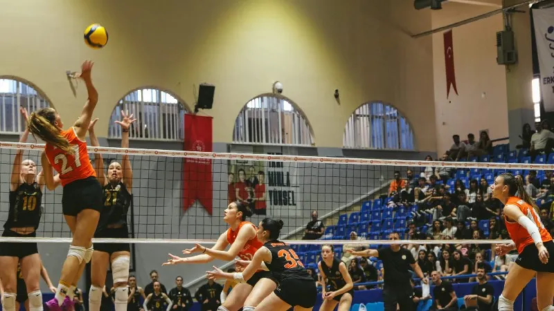 VakıfBank Fırtınası! Genç Kızlar Voleybol Şampiyonu Kim Oldu?