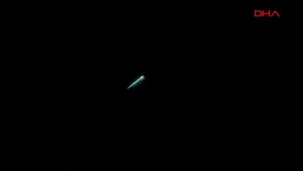 İstanbul'da Gökyüzünde UFO Mu Görüldü? İşte O Anlar!