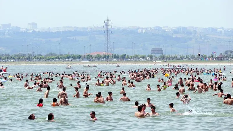 Kaş, Alanya, Kemer... Antalya'da deniz suyu sıcaklıkları