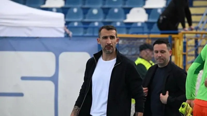 Mehmet Topal'dan Şok Karar! Petrolul'e Veda Etti!