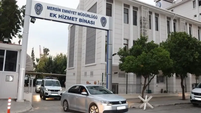 Mersin merkezli 12 ilde yapılan FETÖ operasyonu: 10 gözaltı