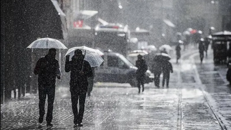 Son Dakika: Meteoroloji'den Kuvvetli Yağış ve Fırtına Uyarısı!