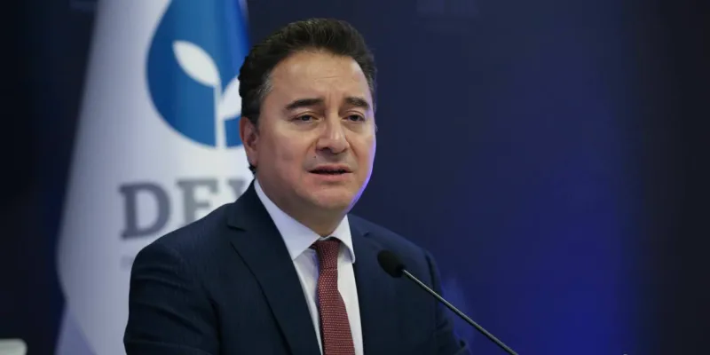Ali Babacan'dan Sırrı Süreyya Önder'e Acil Şifa Mesajı!
