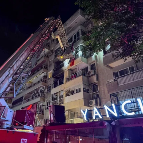 İzmir'de Korkunç Patlama! Dairede Ne Oldu? İşte İlk Detaylar