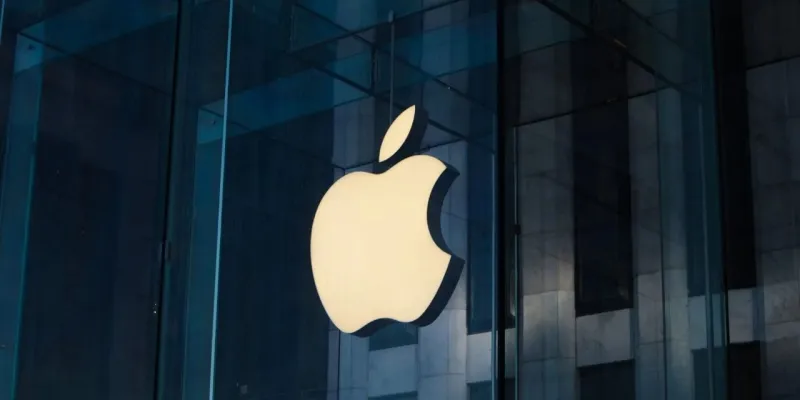 Apple Çöküşte mi? iPhone'lara Zam Geliyor İddiası!