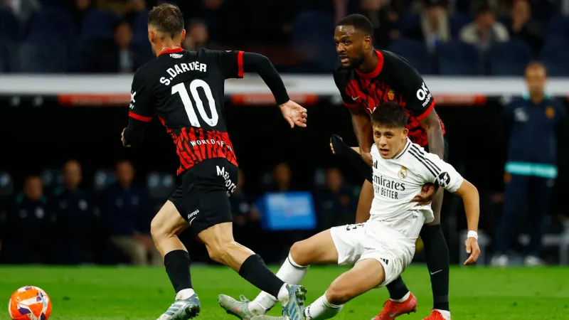 Real Madrid'den Korner Rekoru! Arda ve Modric Şaşkın