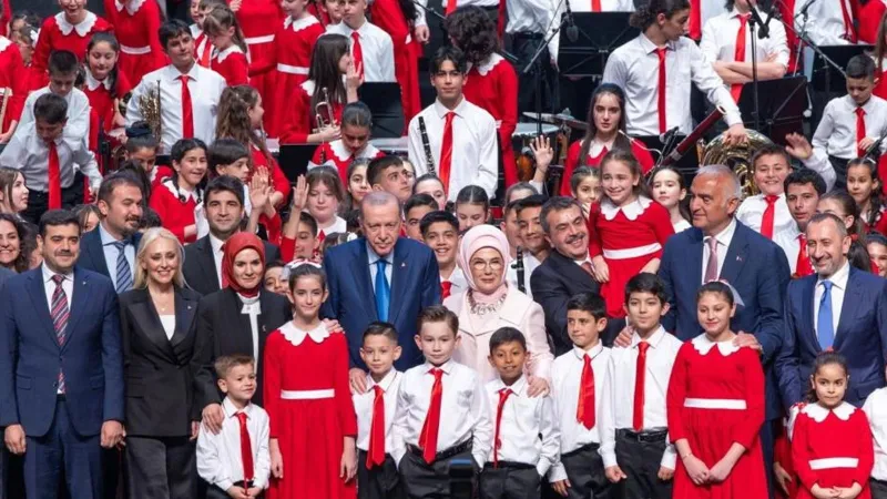 5G Çağı Başladı! Külliye'den AKM'ye Canlı Bağlantı Şoku!