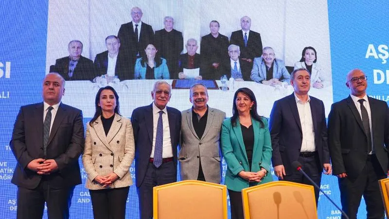 DEM'den İmralı Heyeti Açıklaması: Sırrı Süreyya Önder'in Sağlığı Önceliğimiz!