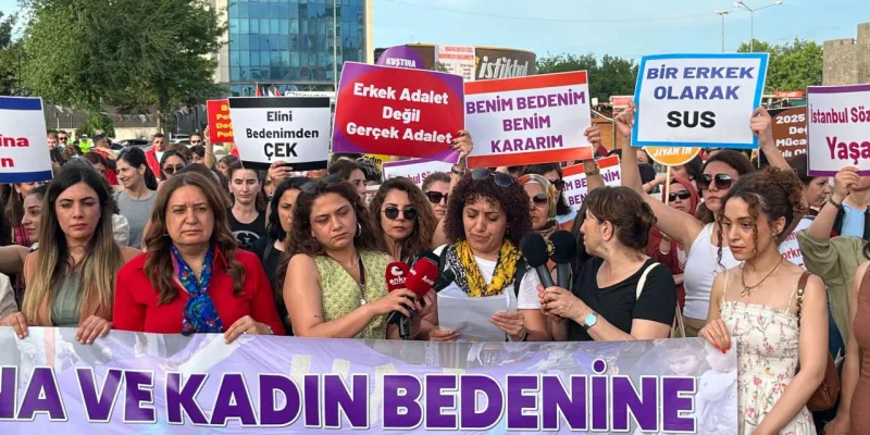 Diyarbakır'da Kadınlar Ayaklandı! "Aile Yılı" Kararına Büyük Tepki