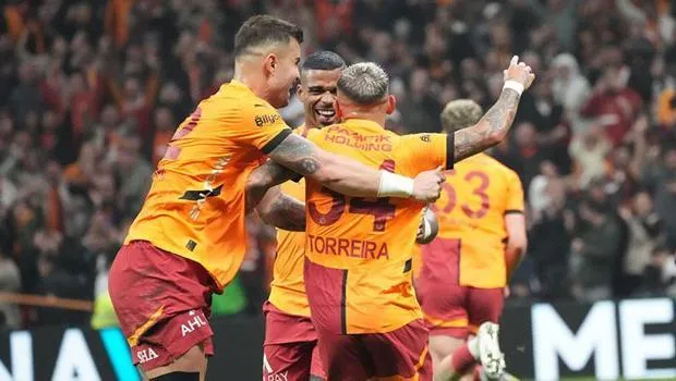 Galatasaray Şampiyonluğa Koşuyor! İşte İhtiyaç Duyulan Galibiyet Sayısı