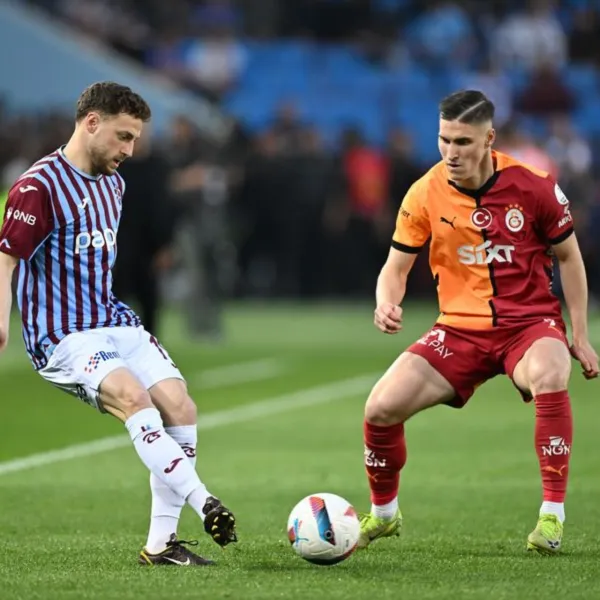 Galatasaray'da Sürpriz Değişiklikler! Trabzonspor Maçında Kimler Yok?