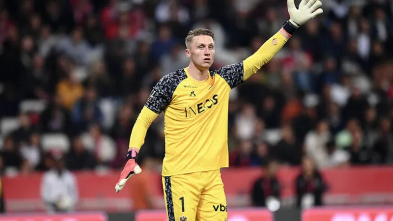 Muslera Gidiyor Mu? Galatasaray'dan Bomba Kaleci Transferi!