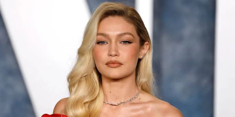 Gigi Hadid'in Şaşırtan İtirafı: O Saçlar Peruk muymuş?