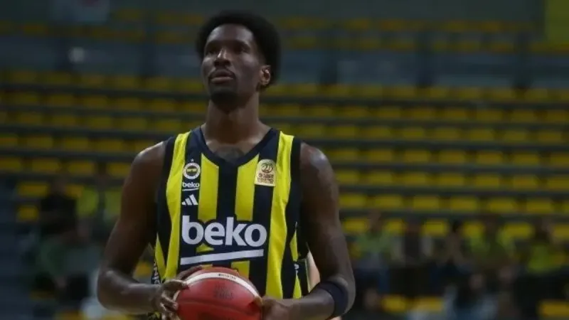 Hayes-Davis Zirvede! EuroLeague'in En İyisi Seçildi!