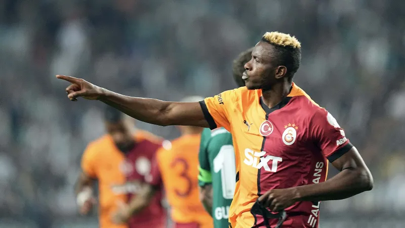 Osimhen Transferinde Şok Gelişme! Manchester United Cimri Davrandı!