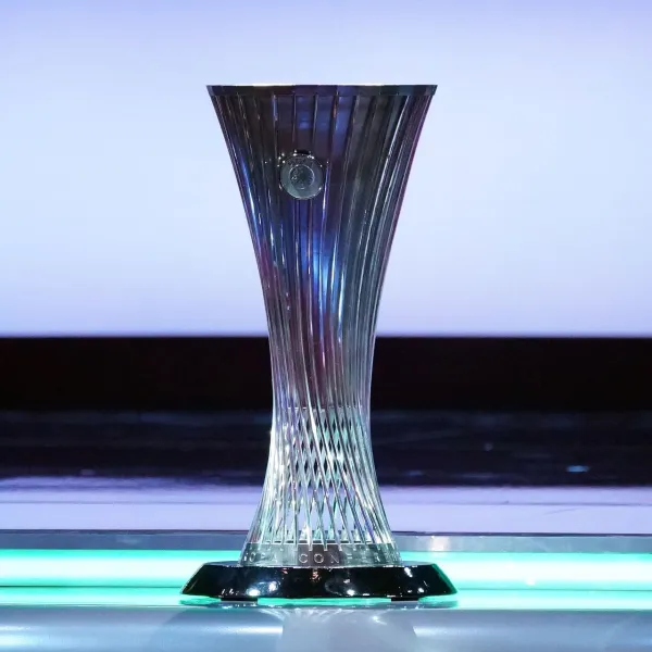 Konferans Ligi'nde Finalistler Belli Oluyor! Kim Tur Atlayacak?