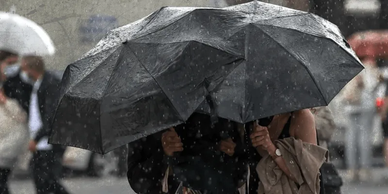 Meteoroloji Alarm Veriyor! Kuvvetli Yağış Geliyor! İşte Saat ve Bölgeler