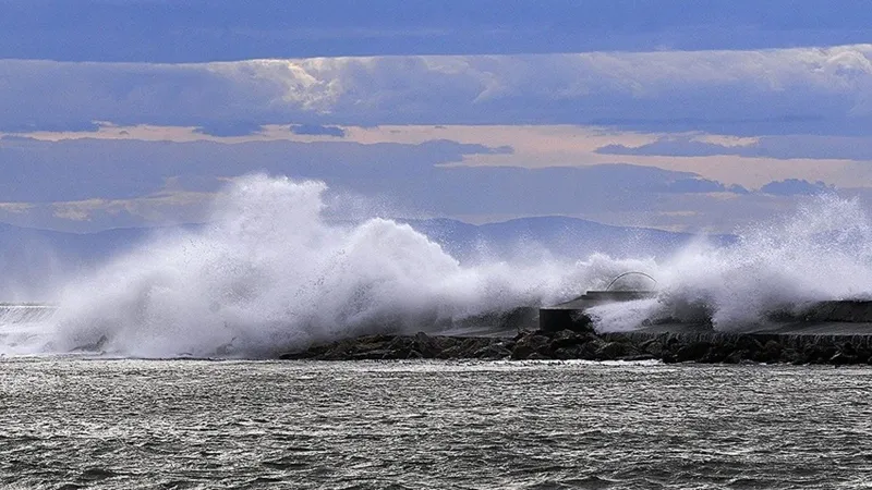 Denizlerde Fırtına Alarmı! Meteoroloji'den Kritik Uyarı Geldi