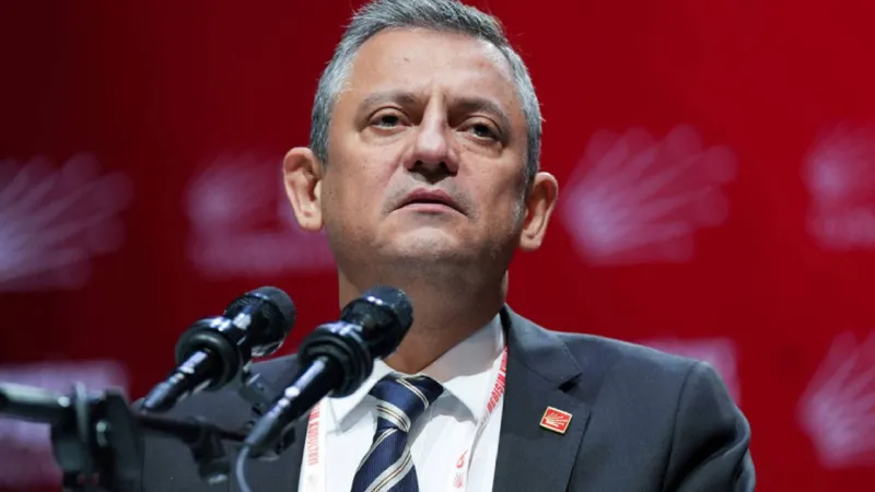 Özgür Özel, BTK ve RTÜK’e sert çıktı: Bu millet size ne yapar iyi düşünün