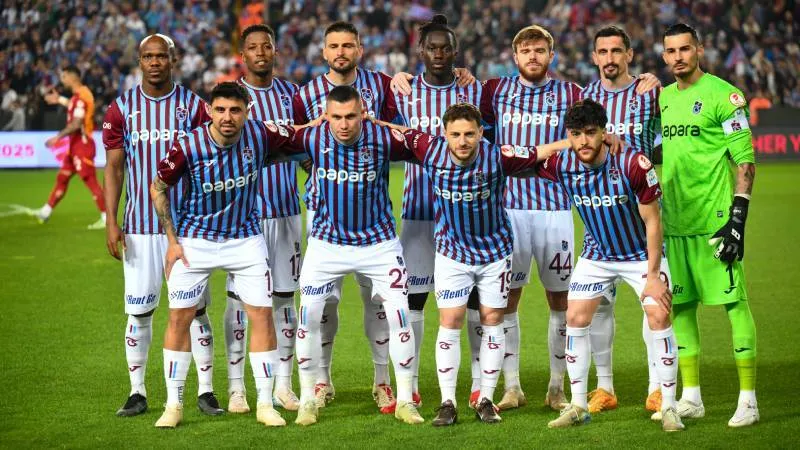 Trabzonspor'dan Şok! Üç Büyükleri Deviremeden Sezonu Kapattı!