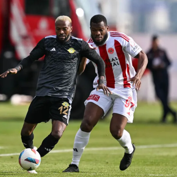 Ümraniyespor Erokspor Maçı Berabere! Goller Son Dakikalarda Geldi