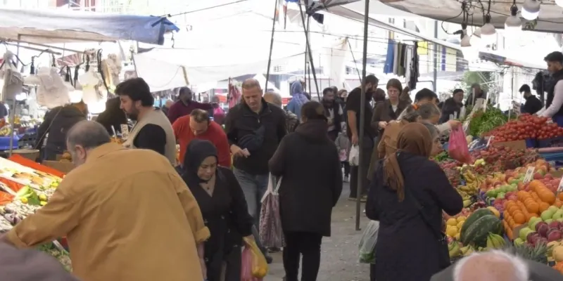 Vatandaşın zam isyanı: "TV ışığında karanlıkta yaşıyoruz yaşam zorlaştı"