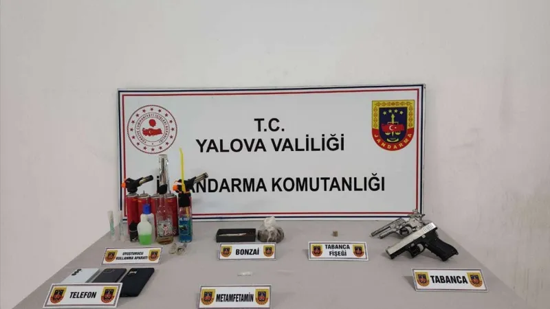 Yalova'da uyuşturucu operasyonu: 4 zanlıya çok sayıda ele geçirilen maddeyle gözaltı