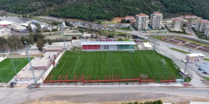 Karşıyaka'da Şok! 113 Yıllık Kulüpte Seçim Öncesi Neler Oluyor?