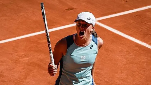 'Toprağın kraliçesi' Swiatek, Roland Garros'ta üst üste 4. şampiyonluk için korta çıkacak