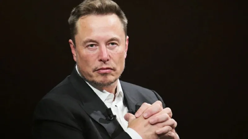 Bannon'dan Şok İddia: Elon Musk Sınır Dışı Edilmeli!