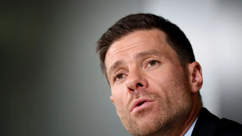 Xabi Alonso Real Madrid'de! Ateşe Yeni Odunlar Atılıyor!