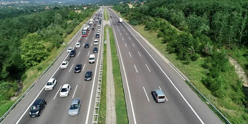 Yola çıkacaklar dikkat: Karayolları tüm sürücüleri uyardı